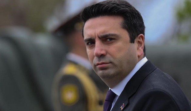 II Qaregin seçkilərə qədər istefa verməlidir - Simonyan