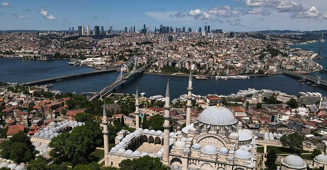 Niyə Rusiya İstanbulda XVIII əsrdəki savaşı yada saldı?
