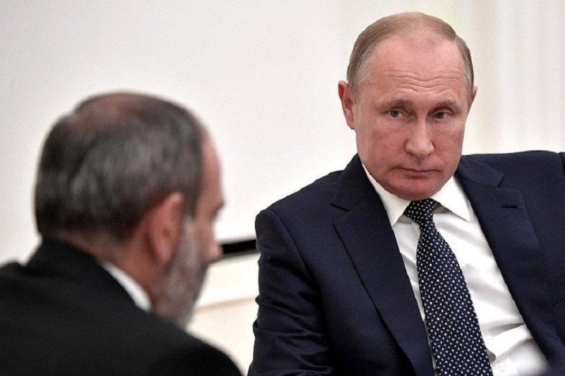 Putin mayın 8-də Paşinyanla görüşəcək