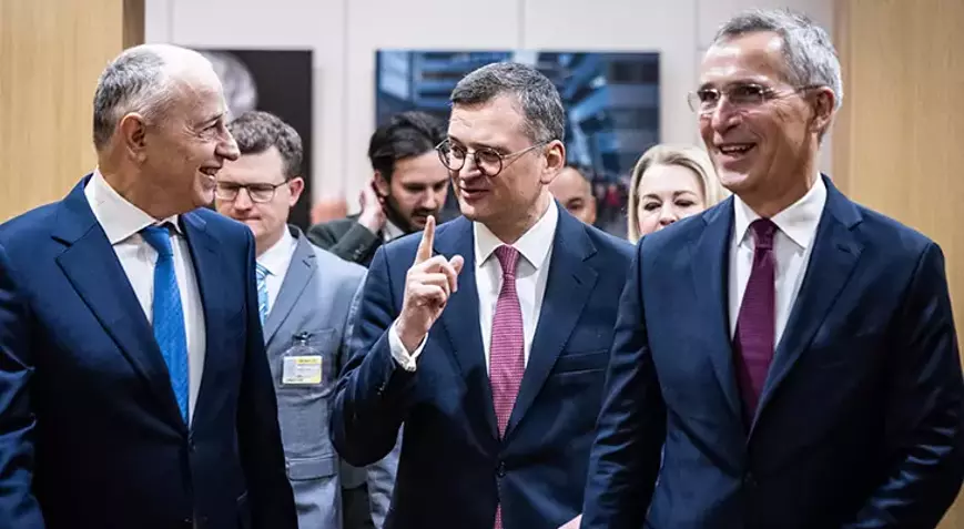 NATO və Ukrayna xarici işlər nazirləri səviyyəsində toplandı
