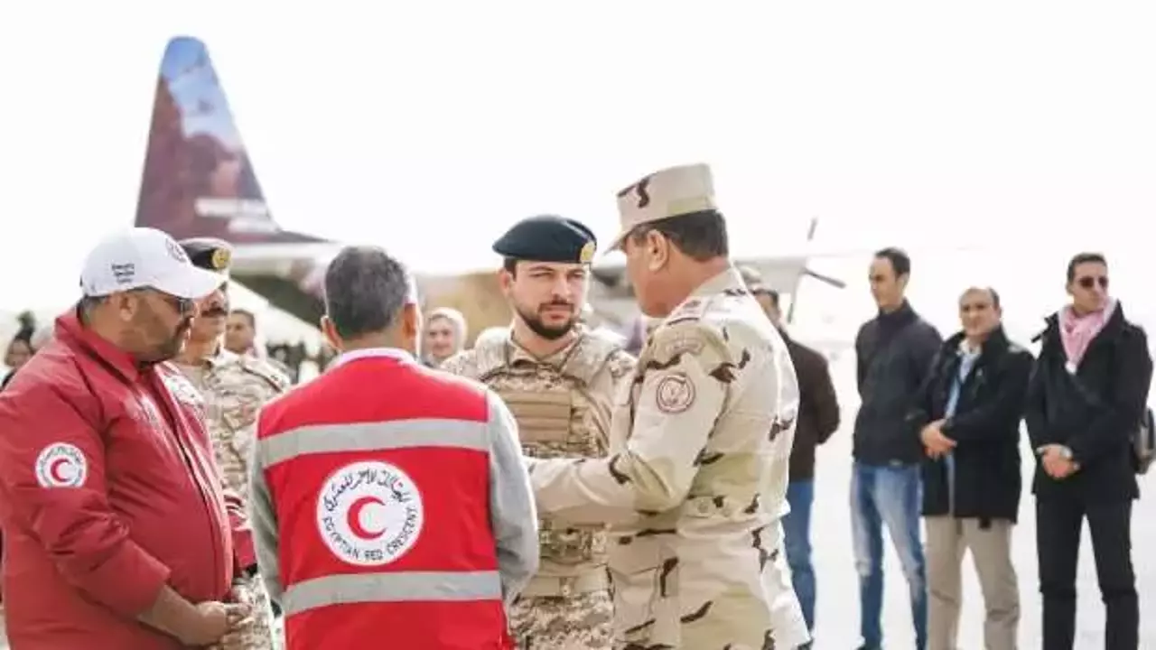 İordaniya Qəzzaya yardım təyyarəsi göndərdi