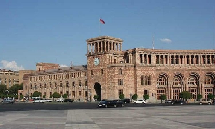 Öncə türkləri, sonra azərbaycanlıları satdılar: İndi növbə ruslarındır