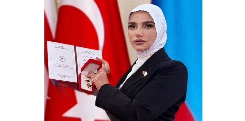 İnsanlığın Xuraman Muradova zirvəsi...