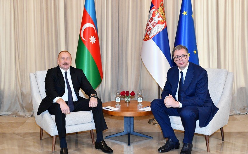 İlham Əliyev Serbiya Prezidenti ilə təkbətək görüşüb