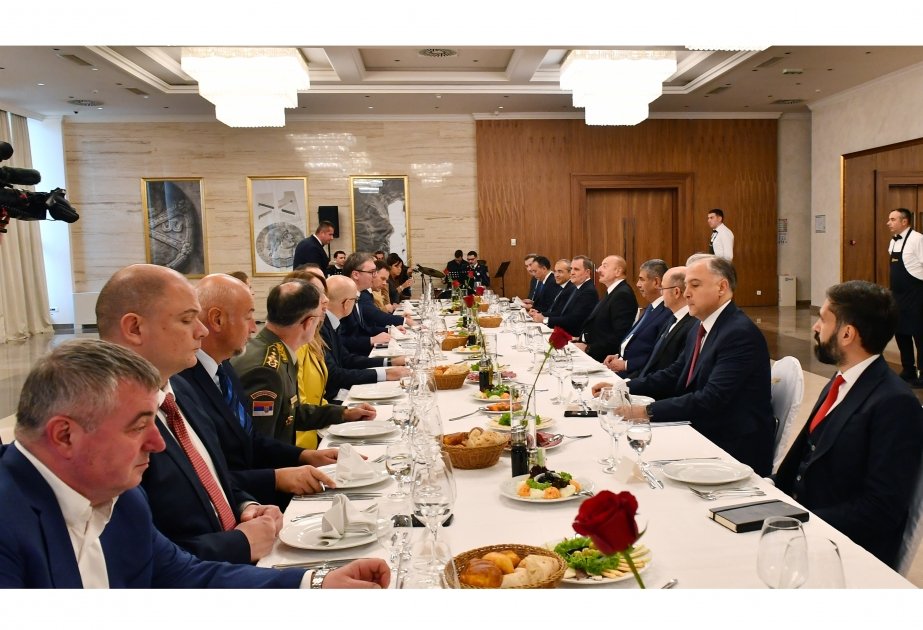 Azərbaycan və Serbiya prezidentlərinin geniş tərkibdə görüşü oldu