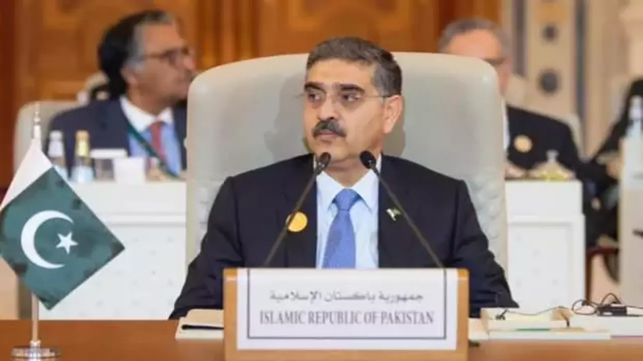 Pakistanın Baş naziri Davos forumunu təcili tərk etdi