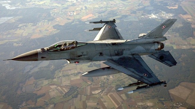 ABŞ Ukraynaya yararsız F-16-lar göndəribmiş...