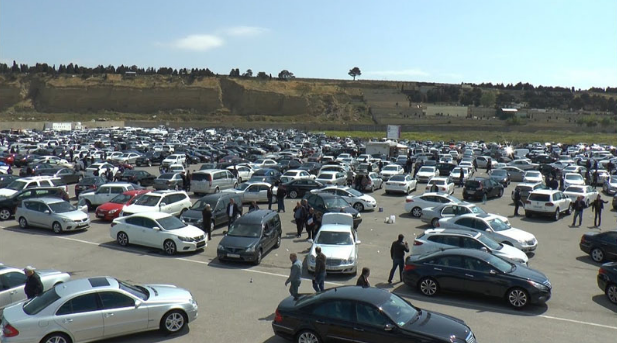 Maşın bazarı ləğv olunur? - "Vəziyyət kirtikdir, amma..."
