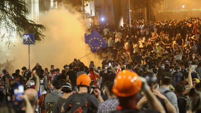 Tiflisdə ərəbləşməyə qarşı etiraz aksiyası keçirilir - VİDEO