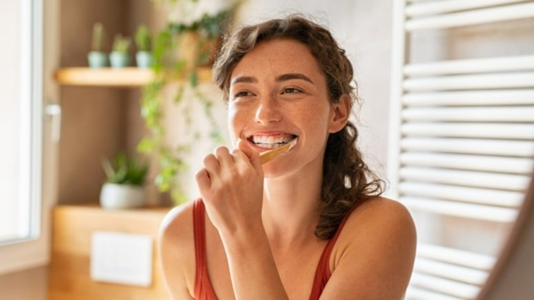 Dişlərinizi nə vaxt fırçalamalı olduğunuzu bilirsinizmi?