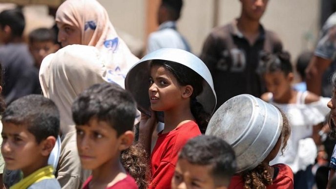 Qəzza dünyanı aclıqdan əziyyət çəkən uşaqları xilas etməyə çağırır