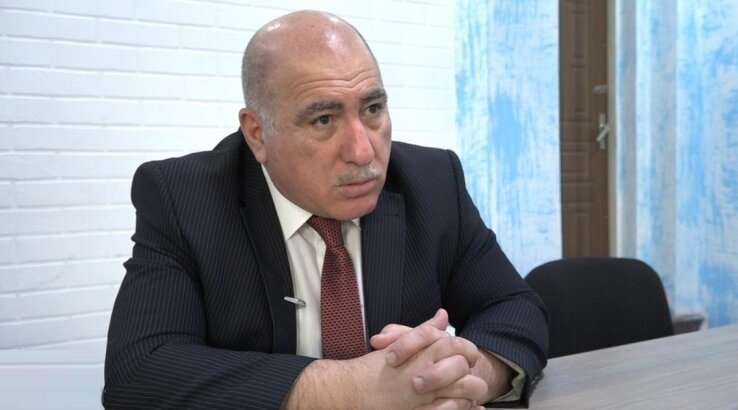 Pənah Hüseyn partiya sədrliyindən istefa verdi