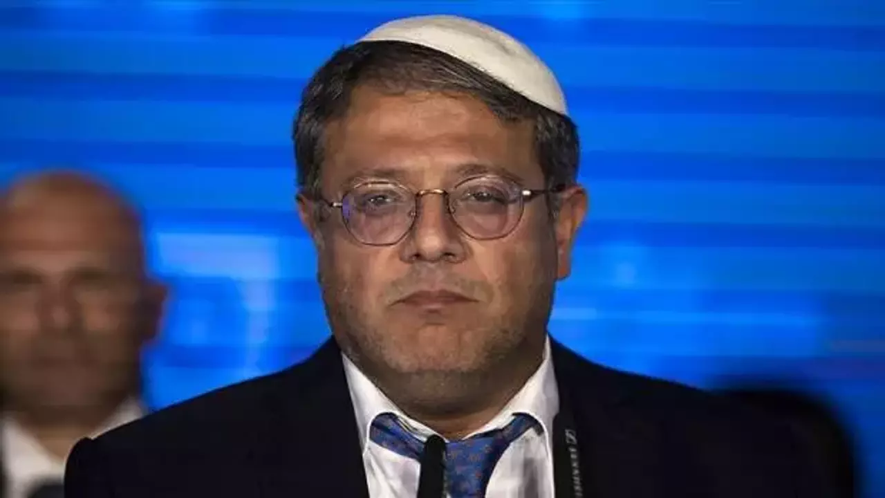 İsrailli nazir Fələstin Muxtariyyətini devirməklə hədələdi
