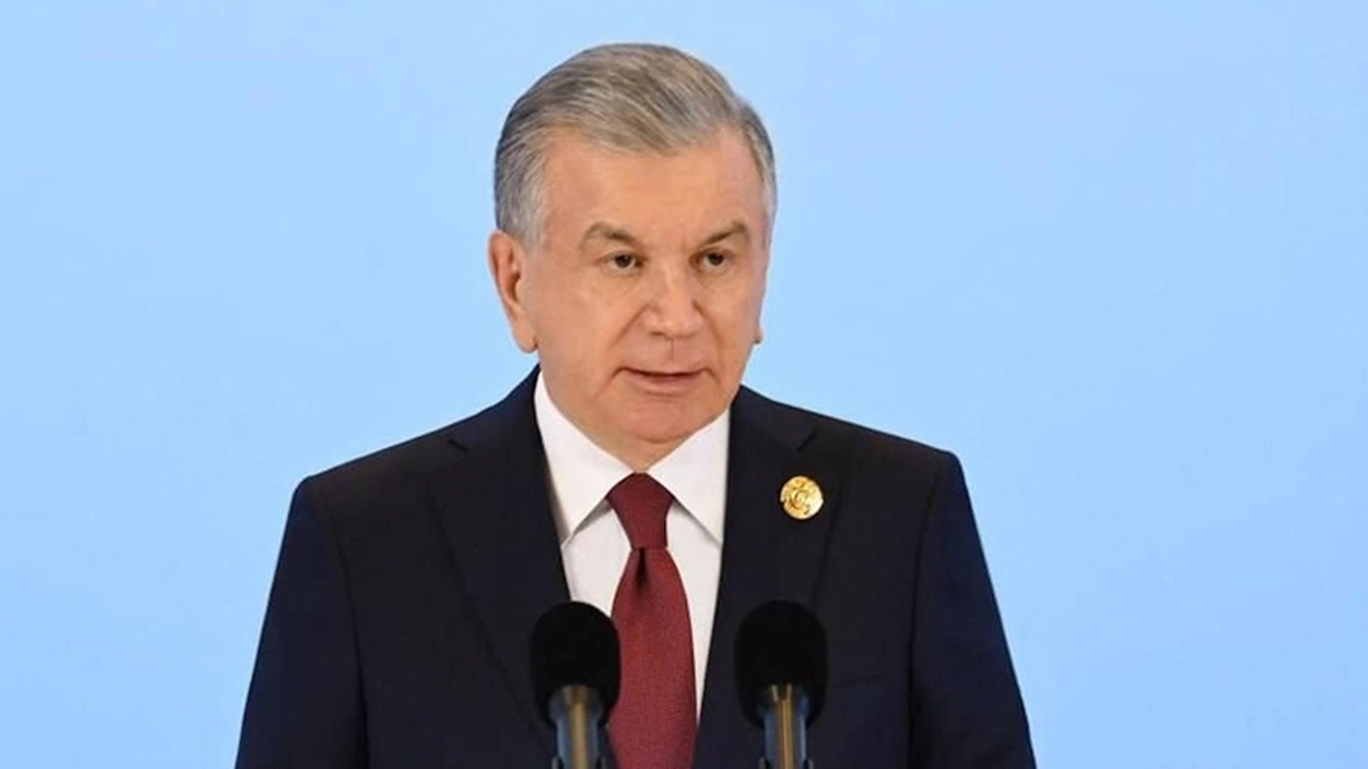 Mirziyoyev Azərbaycana gəldi