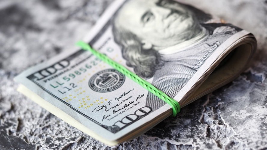 Əhaliyə xəbərdarlıq edildi: Yeni ilə qədər dollar alın, bahalaşacaq