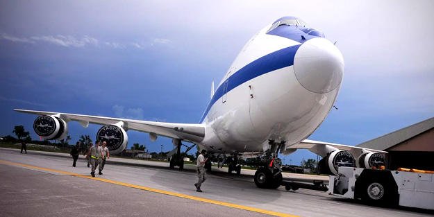 Qışın bu çağında 500 sərnişin təyyarədə gecələdi