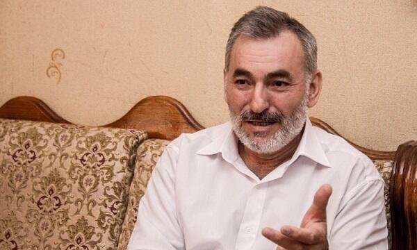 Nemət Pənahlının avtomobili borca görə hərracda satıldı