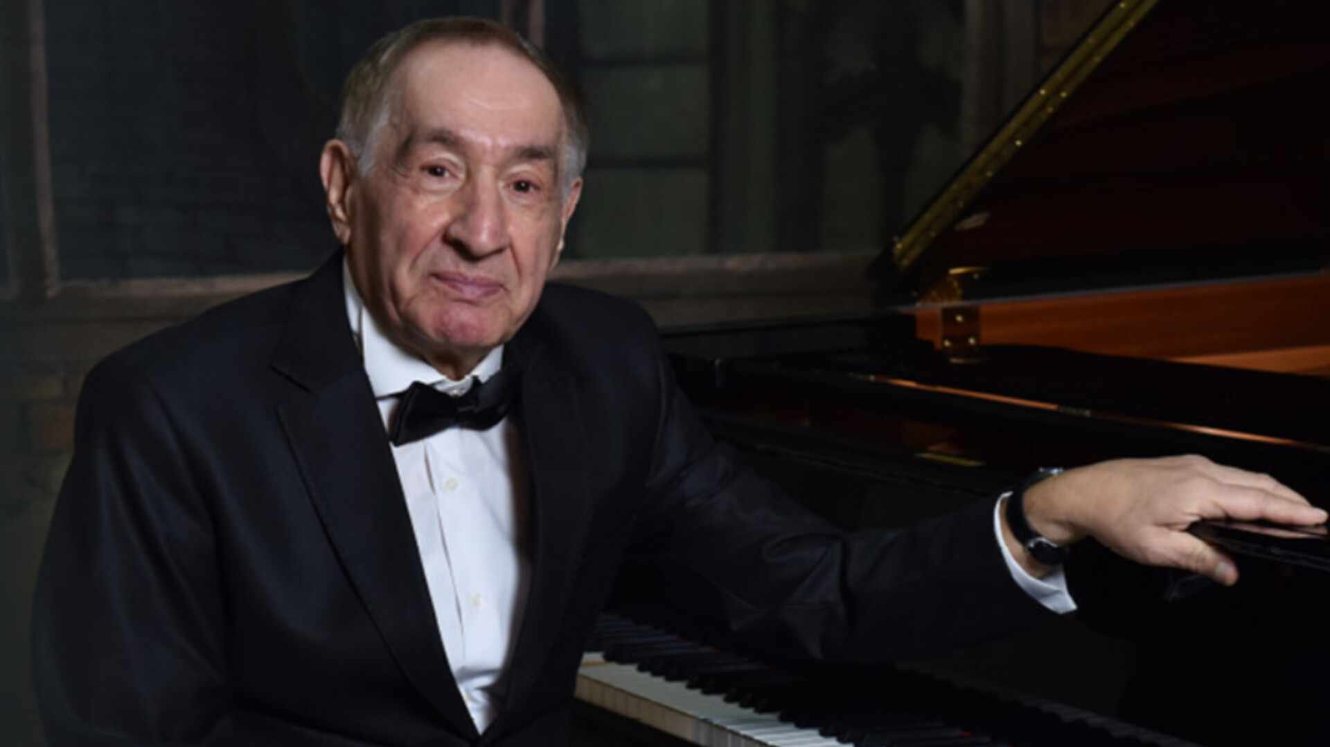 Faiq Sücəddinov Təbrizin "Traktor" komandası üçün marş bəstələdi – AUDİO