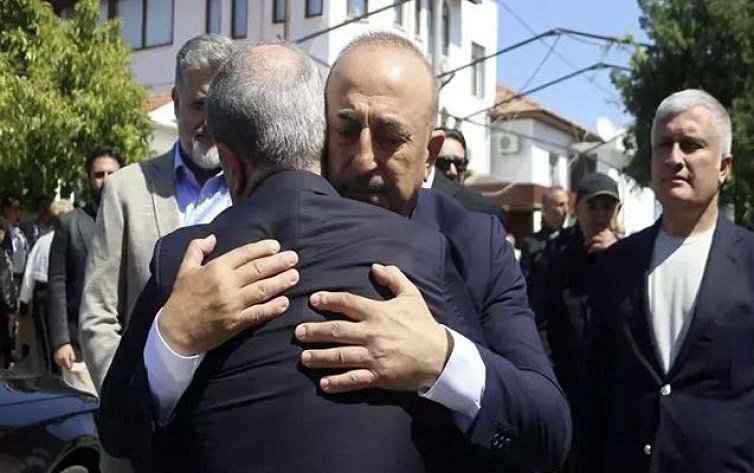 Bayramov Çavuşoğlunun atasının yas mərasimində - FOTO
