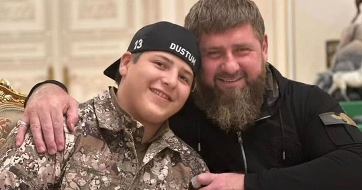 Kadırov qardaşı oğlunu vəzifədən çıxartdı: Yerinə özünün 17 yaşlı oğlunu qoydu