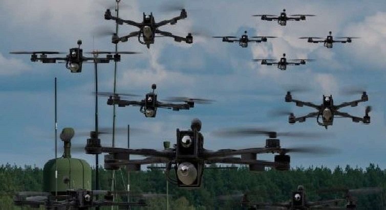 Dronlar Rusiya kosmik kəşfiyyat mərkəzini hədəfə aldı
