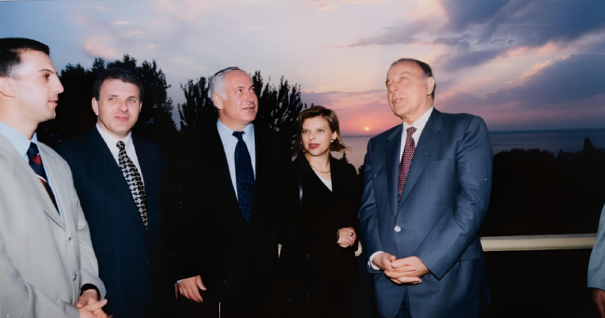 Netanyahunun Bakı səfəri: 30 il öncə Əliyevlə nə danışıb? – Şmuleviç detalları açdı