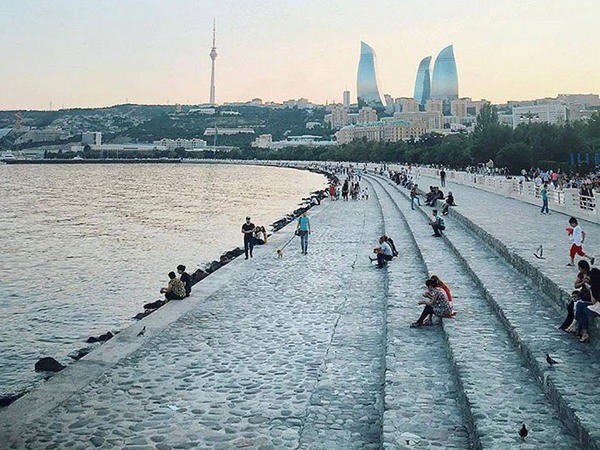 Bakıda Dənizkənarı Bulvara giriş MƏHDUDLAŞDIRILIR