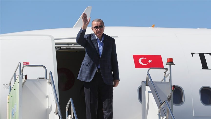 Rəcəb Tayyib Ərdoğan Küveytə yollandı