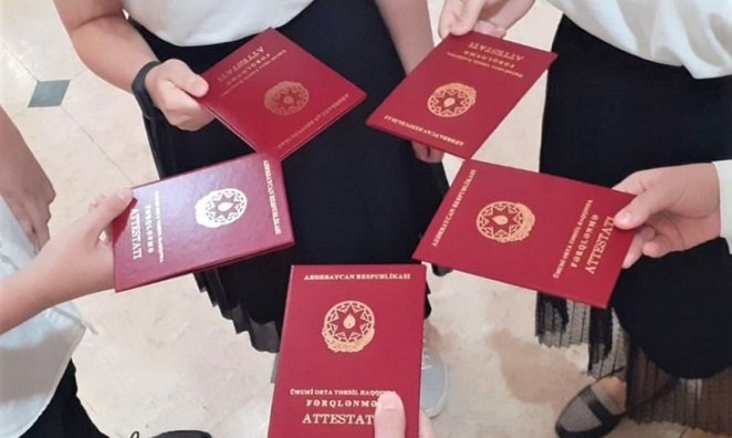 Attestat üçün pul ödəməyin! - Məzunlara rəsmi çağırış