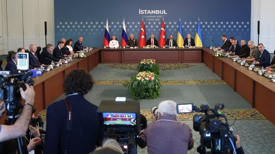 Hakan Fidan danışarkən Ukrayna nümayəndəsi kimə zəng edib? – Detallar