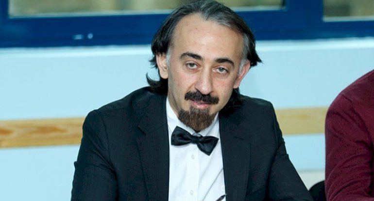 Professordan gənc oğlanlara: "O qızlarla evlənməyin"
