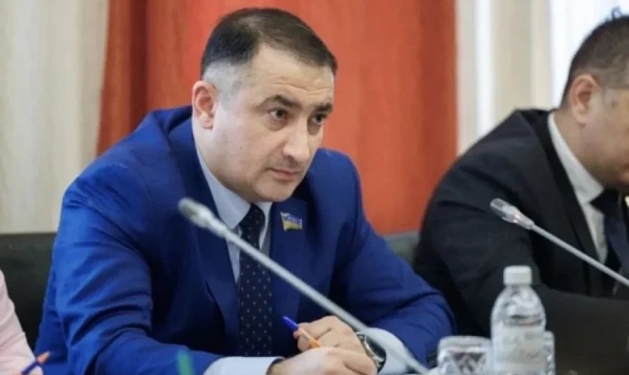 Azərbaycanlı deputat Sibirlə bağlı sözlərinə görə vəzifəsini itirdi