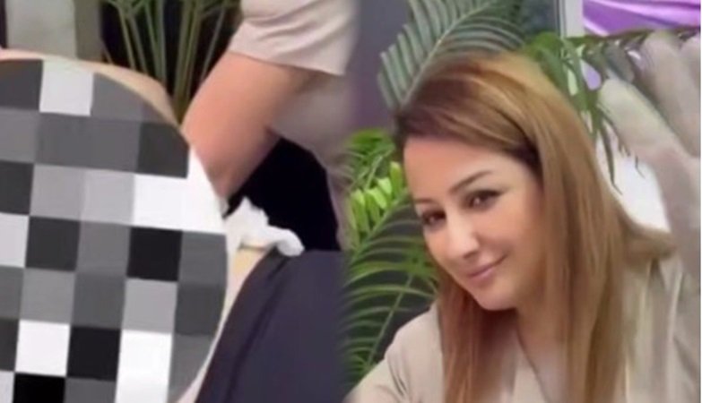 Pasiyentin sinəsini paylaşıb, rəqs edən HƏKİM: "17 illik təcrübəm var, uşaq deyiləm" - VİDEO