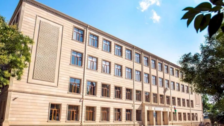 207 saylı məktəbdə yeni qalmaqal: 11-cilər mühafizəçiyə bıçaq çəkdilər