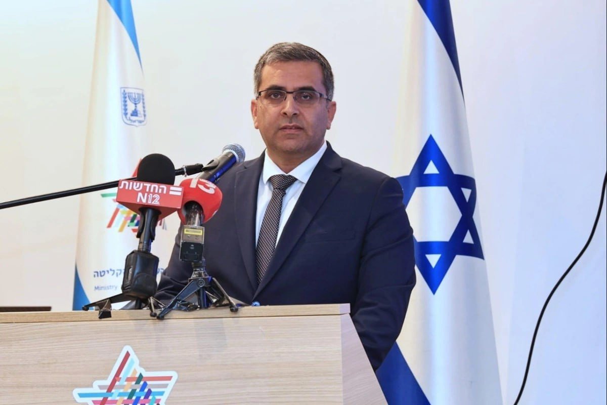 Bakıda olan israilli nazir ölkəsinə necə qayıdıb? – FOTO