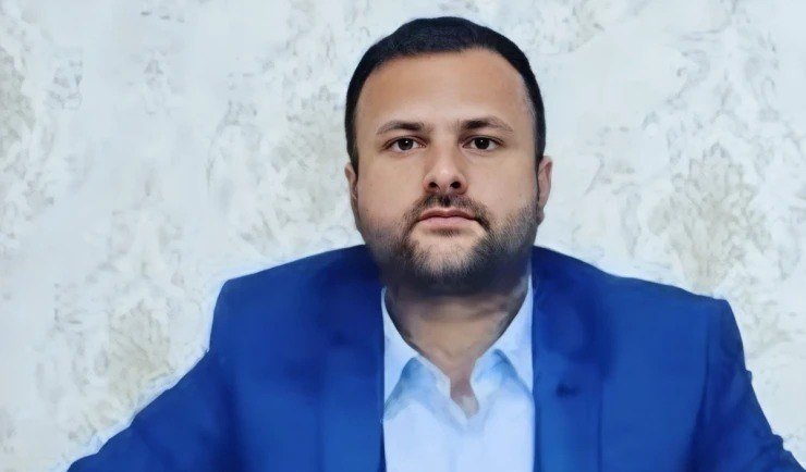Axundun qaçırdığı 16 yaşlı qızın ATASI DANIŞDI