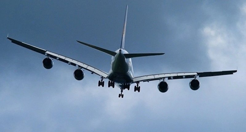ABŞ-yə məxsus sərnişin təyyarəsi Heydər Əliyev aeroportuna məcburi eniş edib