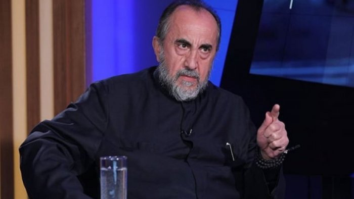 Erməni arxiyepiskop Mikael Acapaxyan həbs olundu