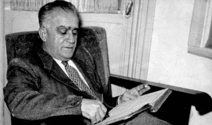 Əhməd Həmdi Tanpınar: SÖZ VƏ MƏMLƏKƏT SEVDASI