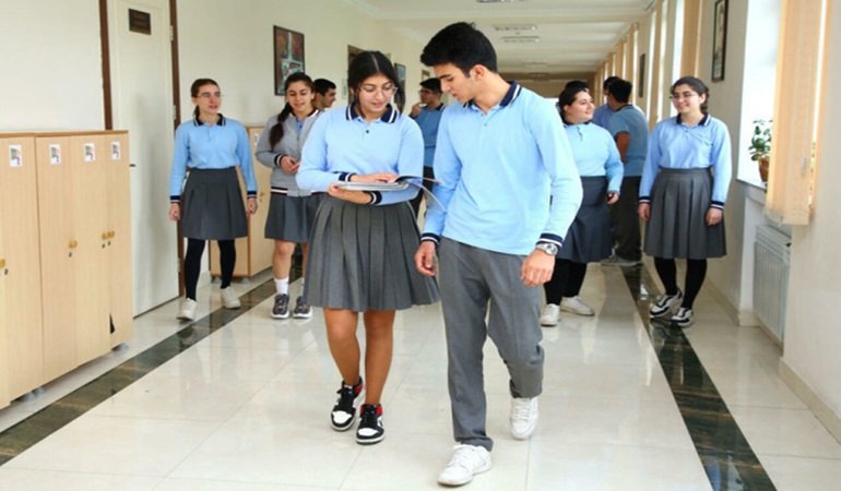 Azərbaycanda rus dilini bu dil əvəzləyəcək