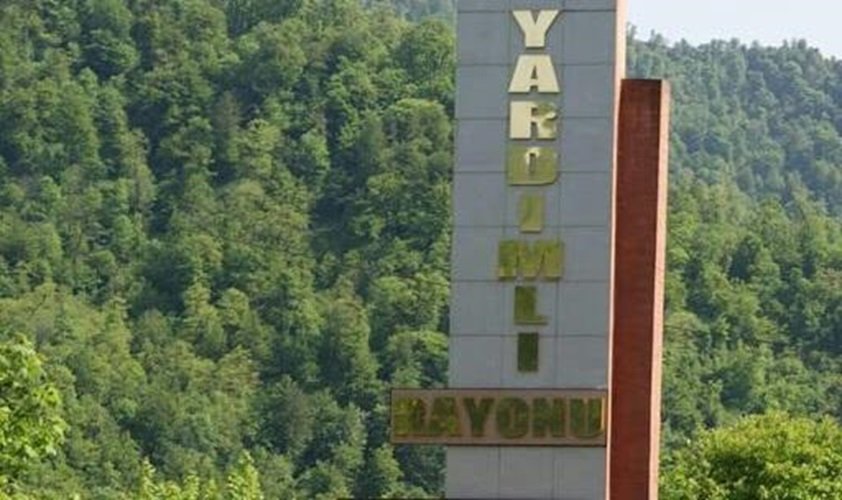 Azərbaycanda müəllim öz şagirdi olan qızı qaçırdı