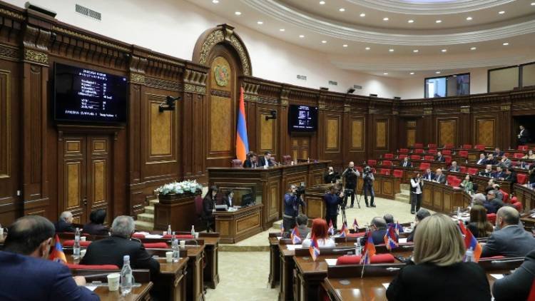 Sarkisyanın da deputat toxunulmazlığı ləğv edildi - Həbs edilə bilər