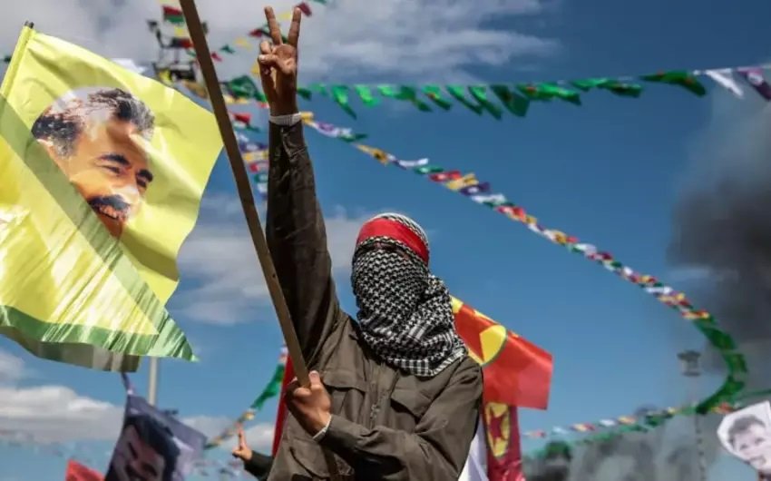 PKK silahları təhvil verməyə başladı
