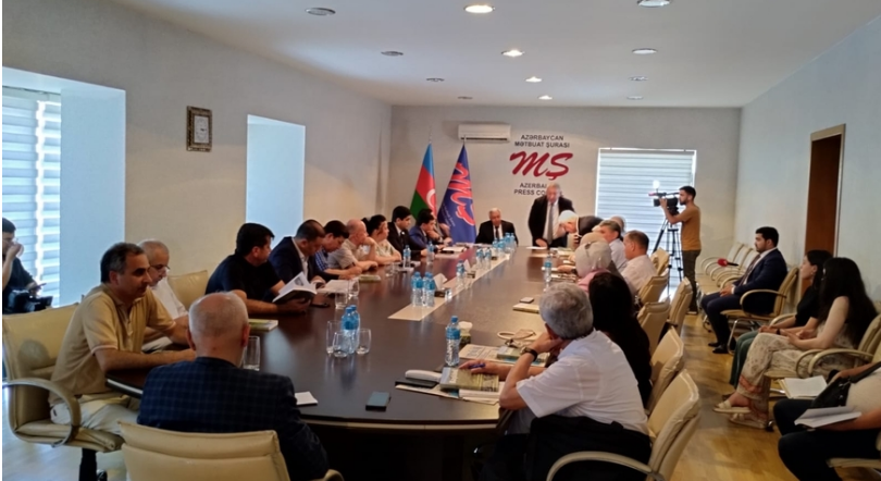 “Başlıbel: yaranışdan işğaladək” adlı kitabı təqdim olundu