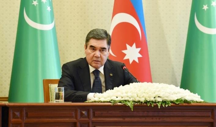 Qurbanqulu Berdiməhəmmədov Azərbaycanda