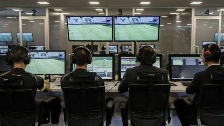 Futbol qaydalarında inqilab: Penalti və VAR dəyişir