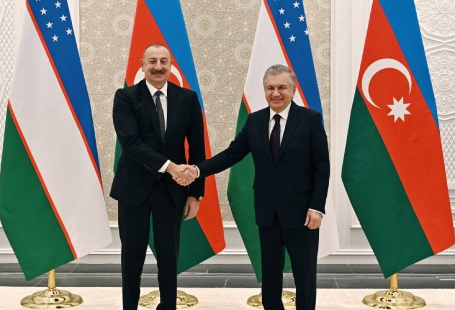 İlham Əliyev Mirziyoyevə ZƏNG ETDİ