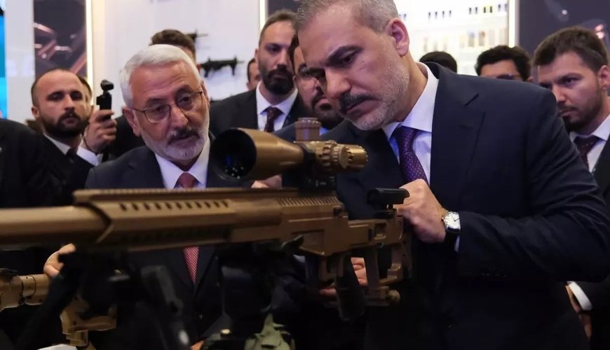 Hakan Fidanın BU GÖRÜNTÜLƏRİ gündəm oldu - “Gizli mesaj verir”