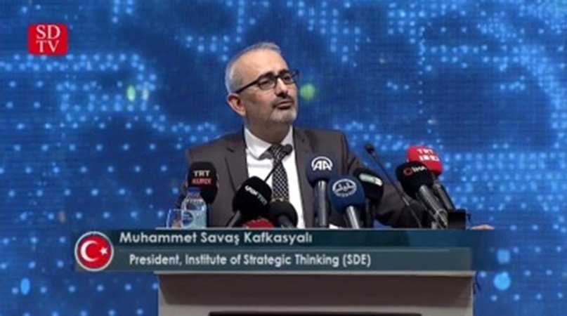 Milli kimlik, coğrafiya və çağdaş dünya düzəninə fərdi baxış