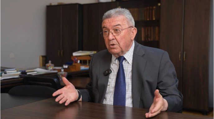 Misir Mərdanov bahalı kostyumlarını insanlara paylayacaq? – Özü danışdı